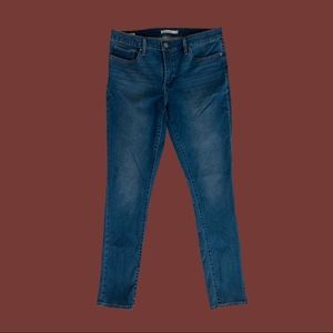 Levi’s 311 shaping skinny jeans size 32